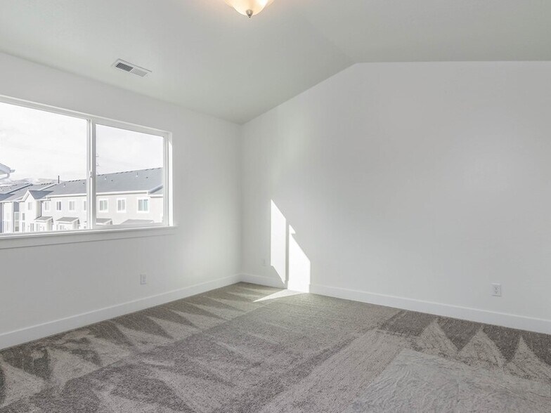 Building Photo - 2299 N 3720 W