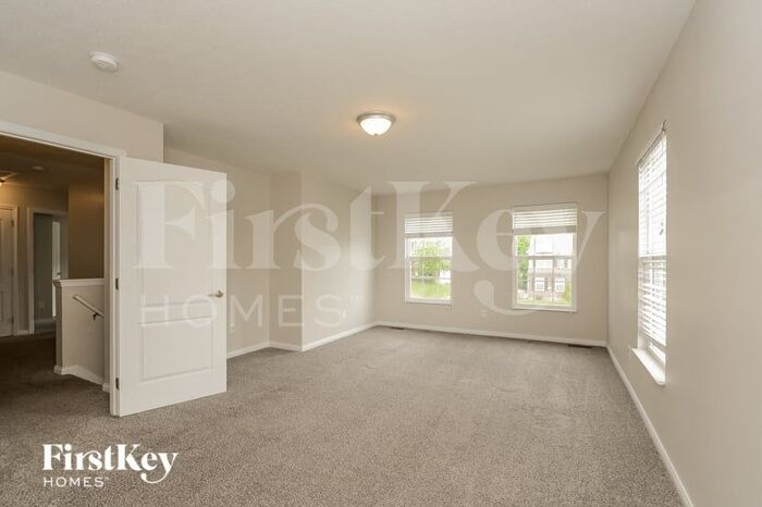 Building Photo - 10319 McCauley Dr