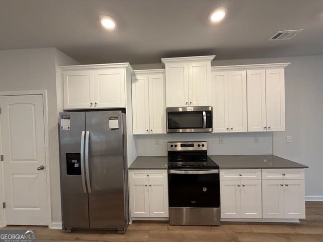 Building Photo - 822 Werner Brk Wy SW