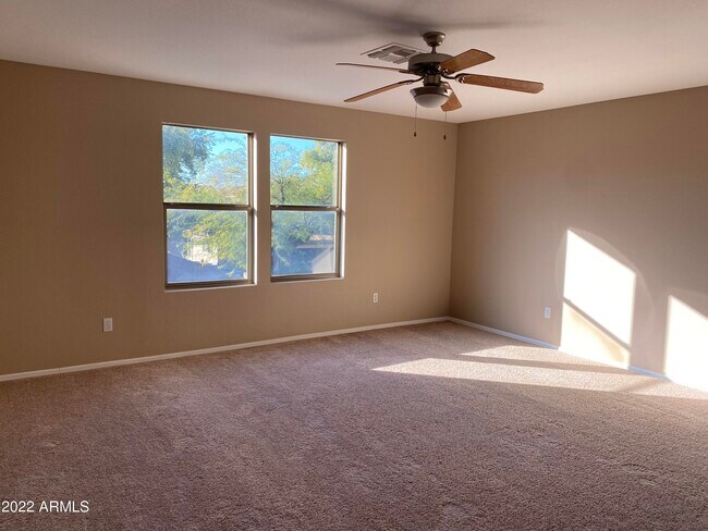 Building Photo - 3427 E Derringer Way