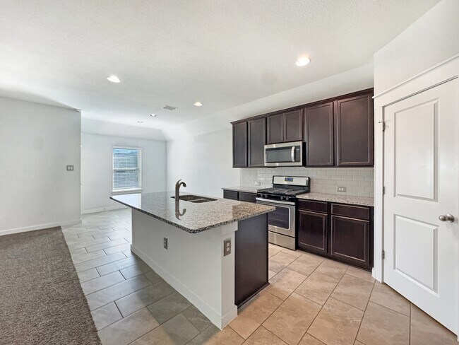 Building Photo - 13806 Quiet Fox Ln