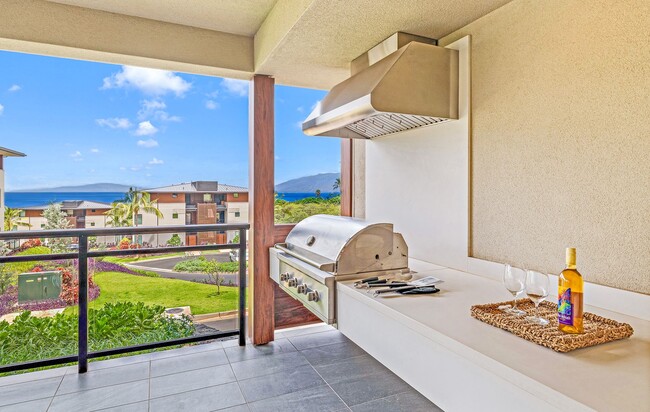 Building Photo - **Modern Wailea Living**