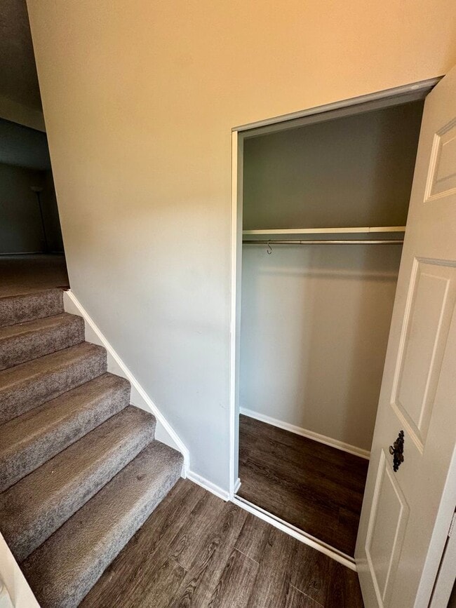 Building Photo - Charming 2 Bed 1 Bath in Cranberry!