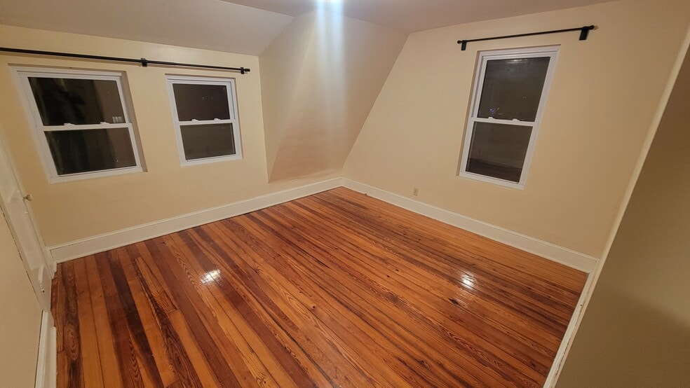 Building Photo - 77 West St