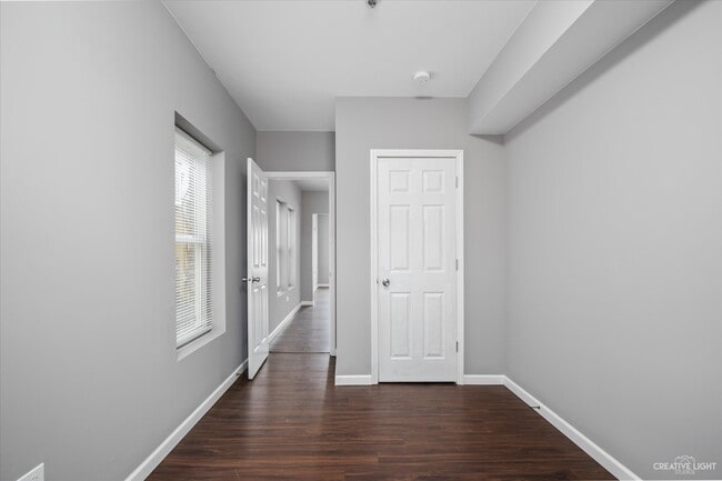 Building Photo - 157 N Eastern Ave