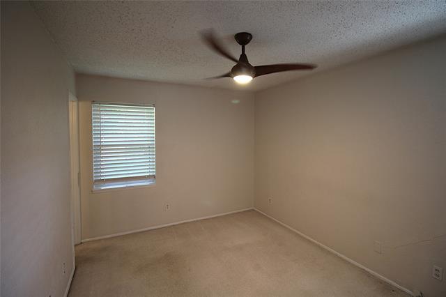 Building Photo - 804 Wateka Way