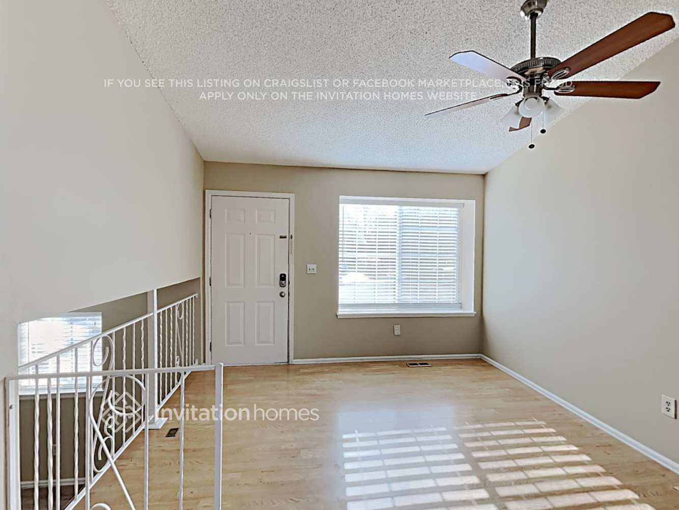 Building Photo - 18821 E Oregon Dr