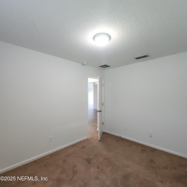 Building Photo - 15307 Bareback Dr