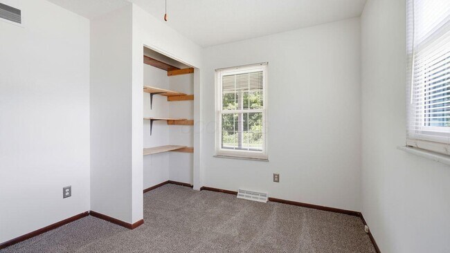 Building Photo - 4432 White Rd