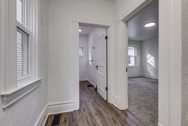 Building Photo - Available August 2026 - Fully Renovated 2 Bedroom in AMAZING Location!!