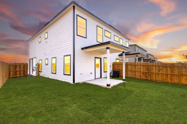 Building Photo - 10614 Kiana Way