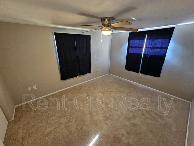 Building Photo - 7734 Candle Dr