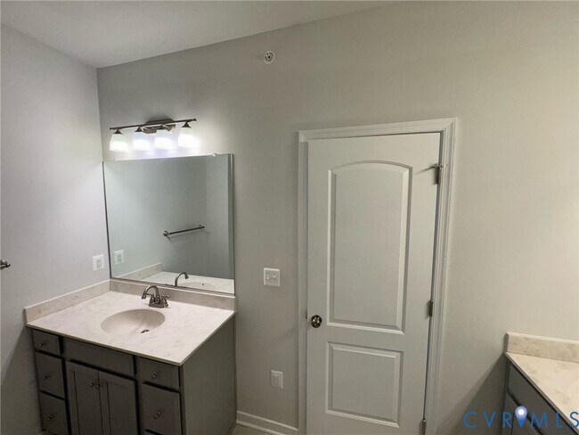 Building Photo - 5924 Whitehurst Ln