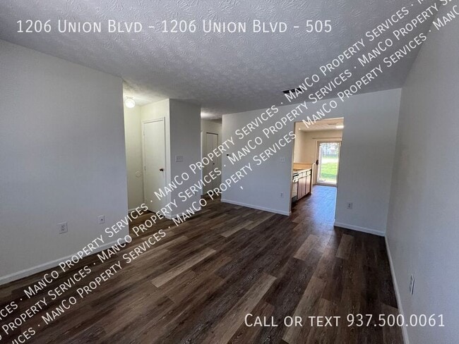 Building Photo - 1206 Union Blvd