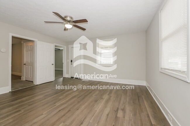 Building Photo - 16 Curran Ave