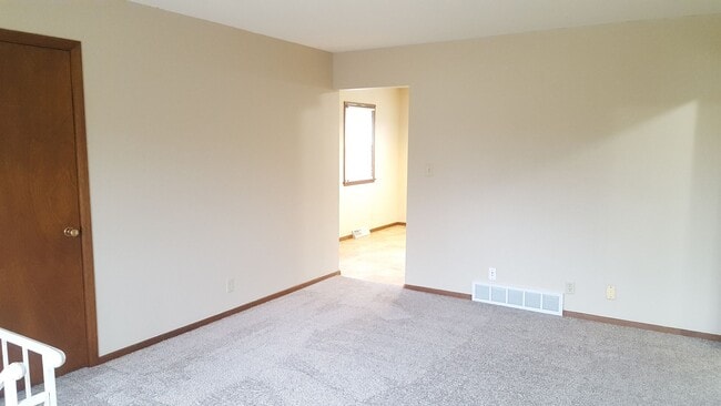 Building Photo - 3718 Convair Ln