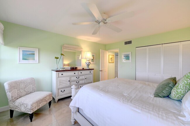 Building Photo - 1555 NE Ocean Blvd