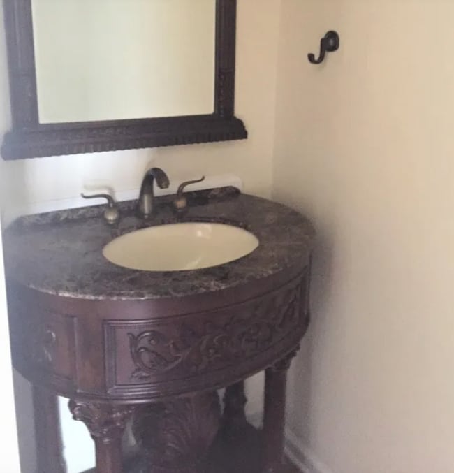 Building Photo - Charming 3-bedroom, 2.5-bathroom home located in the heart of Hopkins, SC