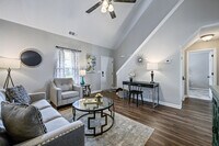 Building Photo - 29 Middleton Ct