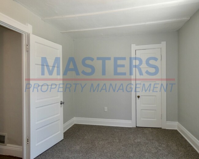 Building Photo - Beautiful Toledo 3 Bed House
