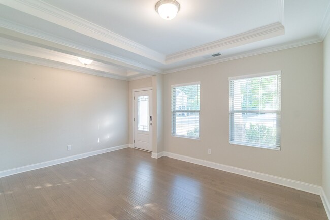 Building Photo - Spacious & Elegant 4 Bedroom Home in Fort ...