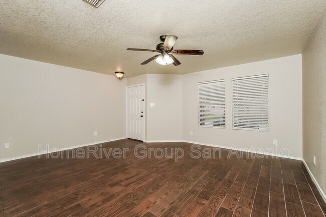 Building Photo - 4402 Waldon Pond