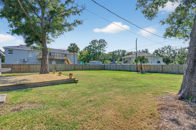 Building Photo - Fully Remodeled 3BR Home with Large Fenced Yard & New Deck