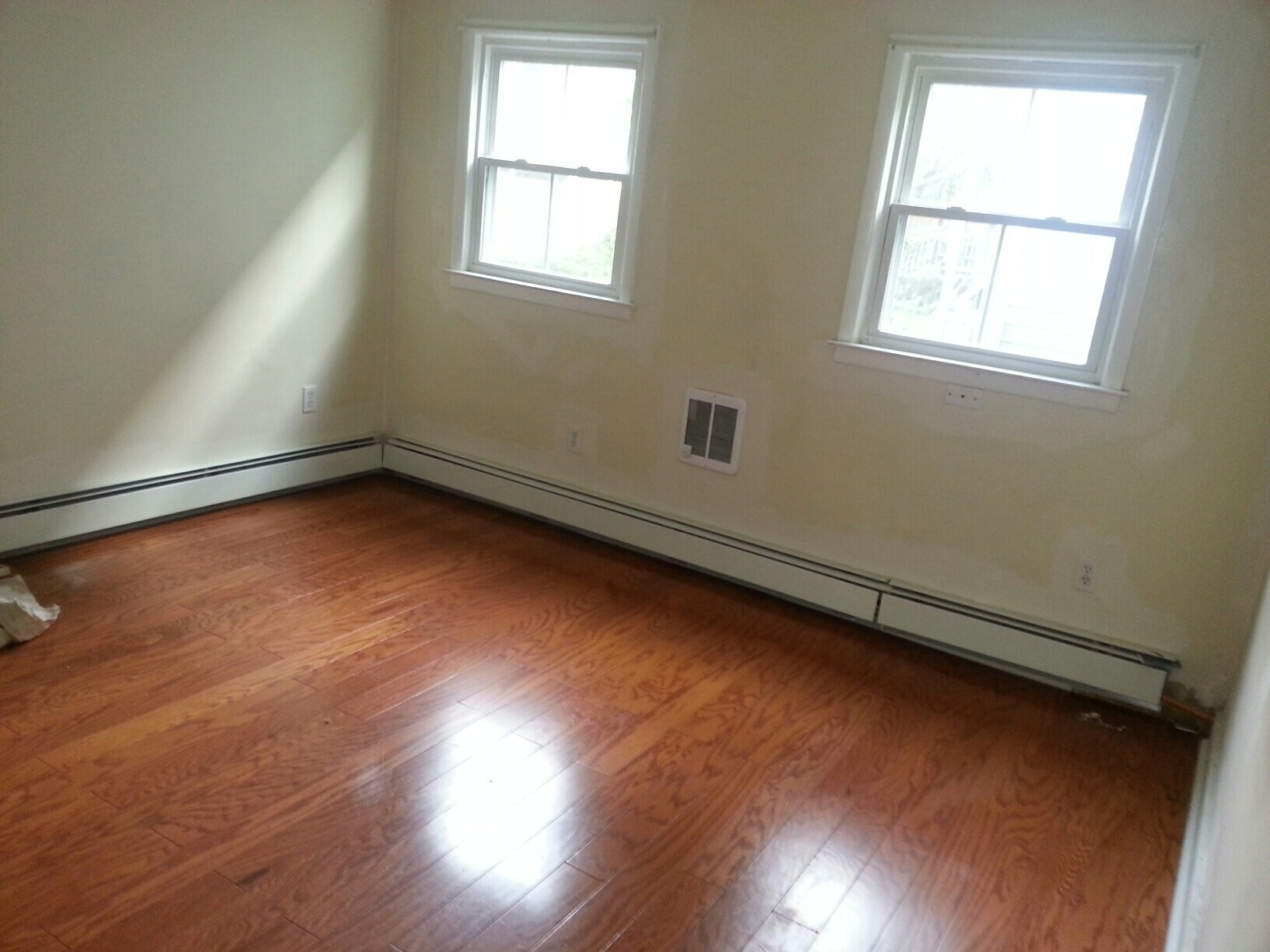 back bedroom - 71 Nash St
