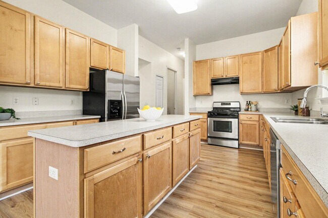 Building Photo - 1411 N Bay Dr