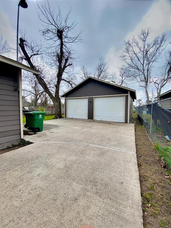Building Photo - 132 Grothe Ln