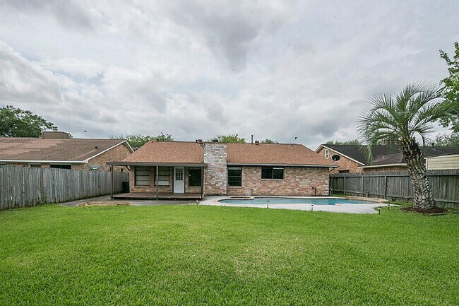 Building Photo - 3107 Wagon Trail Dr