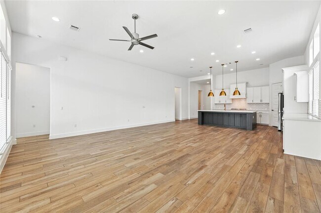 Building Photo - 7608 Boyd Hvn Dr