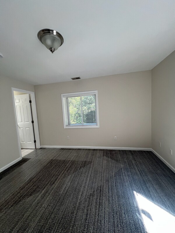 Building Photo - 2326 Upland Pl