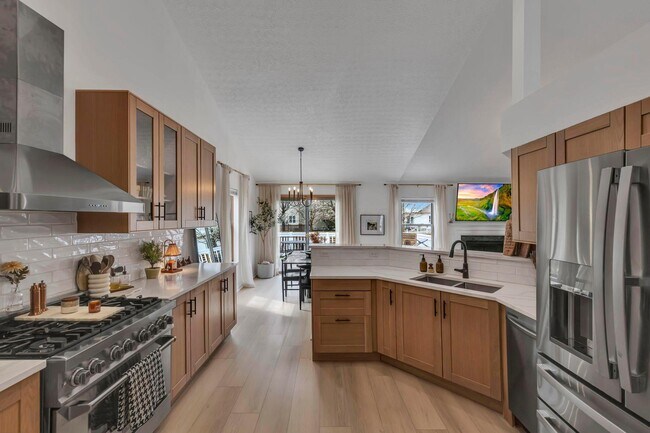 Building Photo - 2639 Berber St