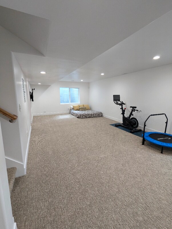 Building Photo - 62 E 425 N