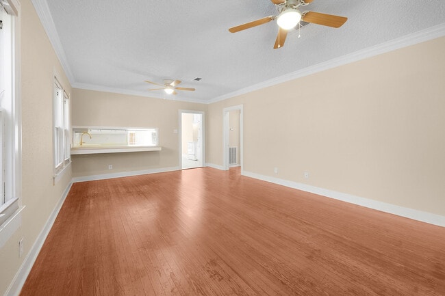 Building Photo - 1324 Allston St