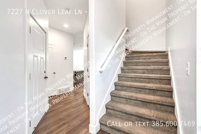 Building Photo - 7227 N Clover Leaf Ln