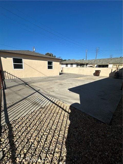 Building Photo - 6052 Fishburn Ave