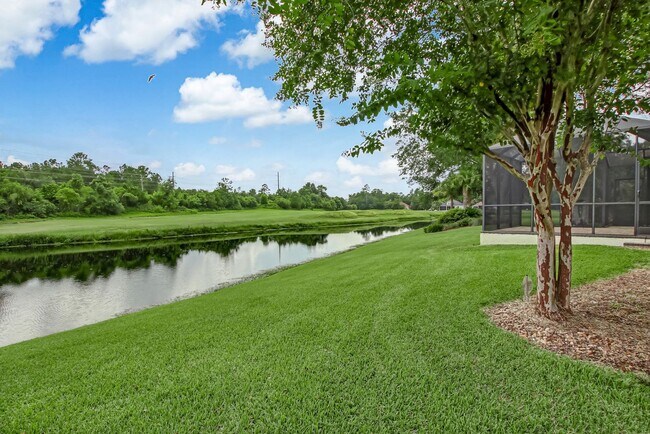 Building Photo - Lake  & Golf Course View Home in North Hampton