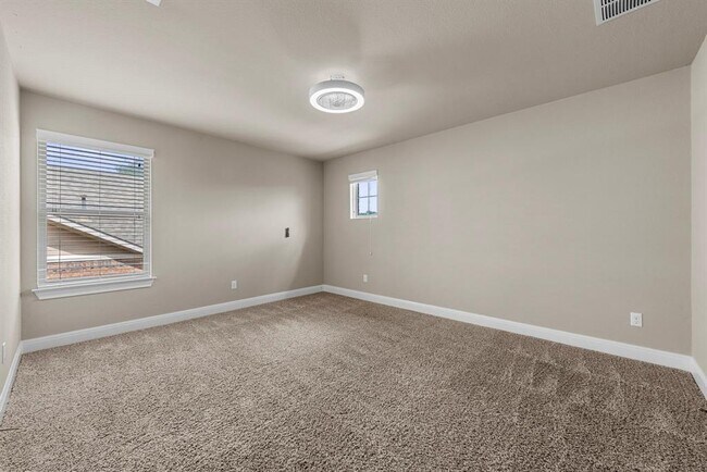 Building Photo - 4401 Trinity Woods St