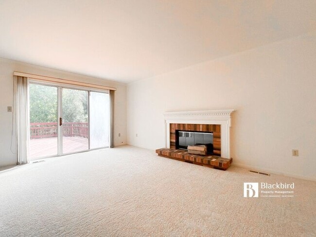 Building Photo - 15412 Overlea Ct