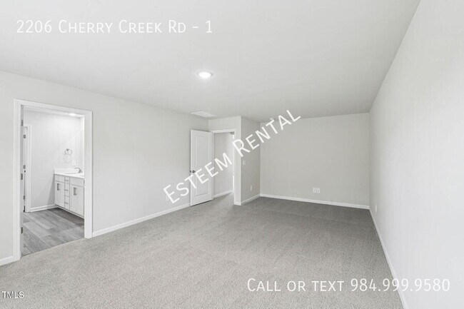 Building Photo - 2206 Cherry Crk Rd