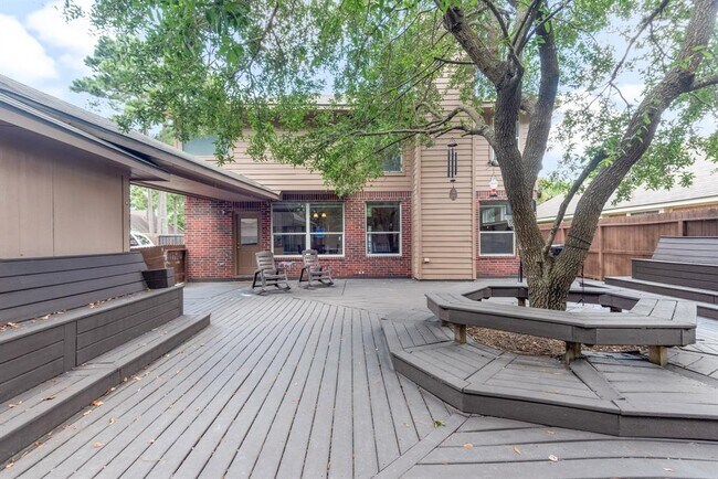 Building Photo - 14618 Oxwick Cir