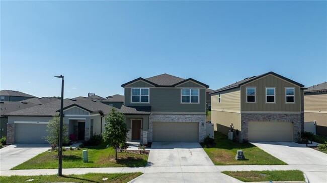 Building Photo - 8735 Sportsman Lp