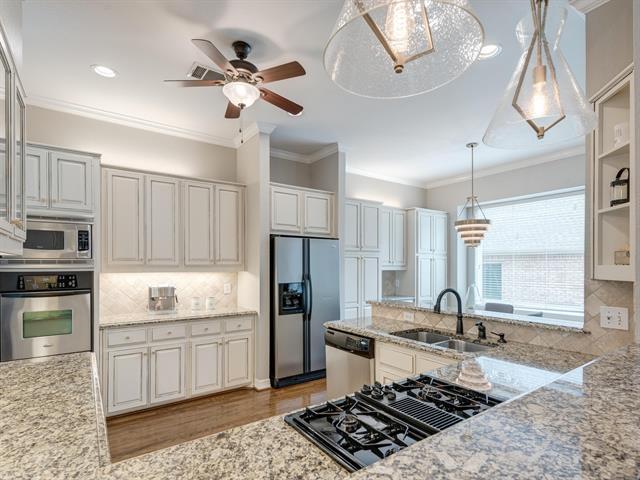 Building Photo - 250 Glenrose Ct