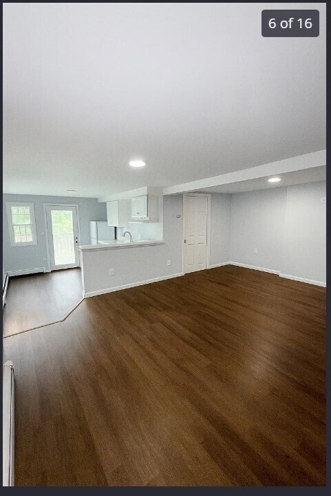 Building Photo - 9 Avon Pl