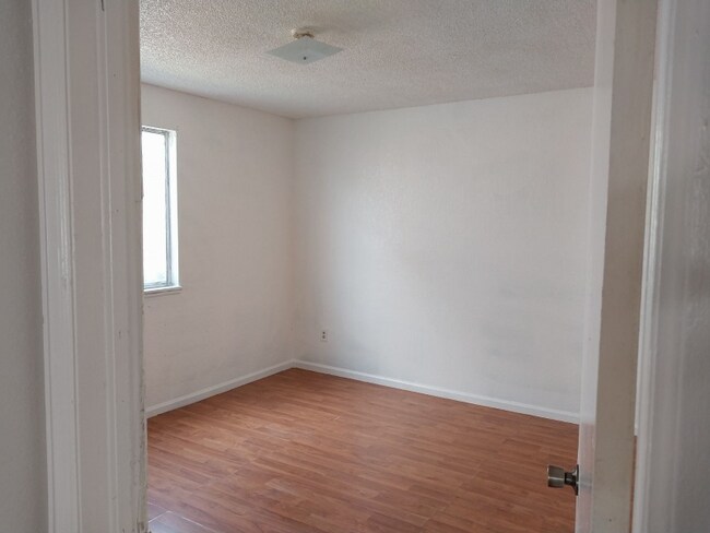 Building Photo - 6751 E 72nd Pl