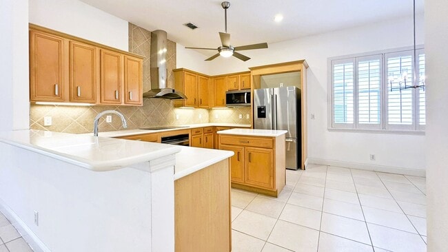 Building Photo - Elegant 4-Bedroom Home in Turtle Creek with Resort-Style Pool