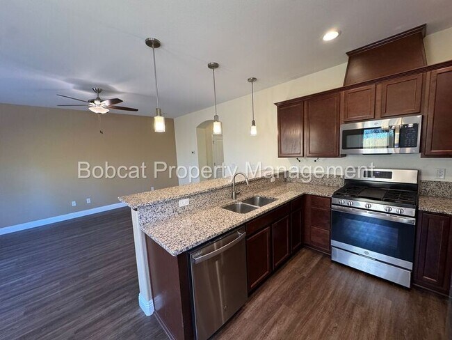 Building Photo - 1226 Saltern Dr