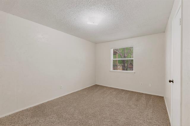 Building Photo - 703 E Shady Grove Rd